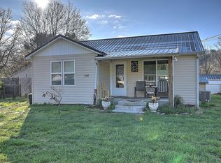 166 Bumpus Cove Rd, Erwin, TN 37650