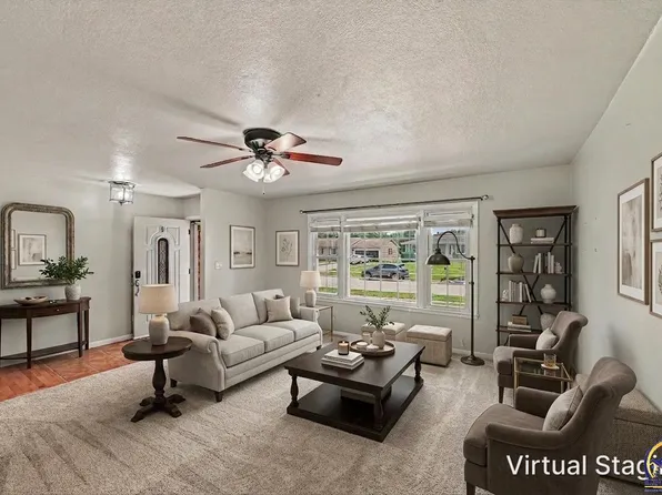 5408 SW 12th Ter, Topeka, KS 66604
