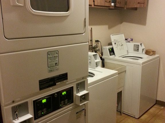 4th image of 5752 W 128th St #203