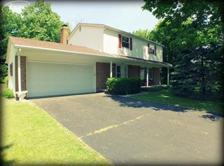 2533 Rushbrook Dr, Flushing, MI 48433