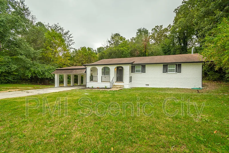 3 bed, 2.0 bath, 1582 sqft, $1,450 — Photo 2