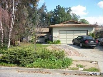1st image of 3563 Oakleaf Dr