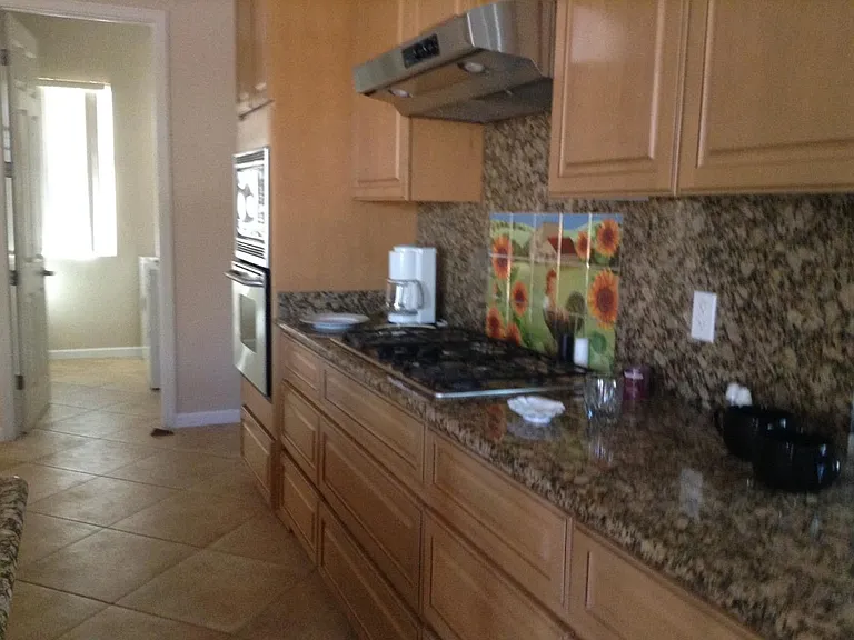 416 W Dominguez Rd — Photo 5