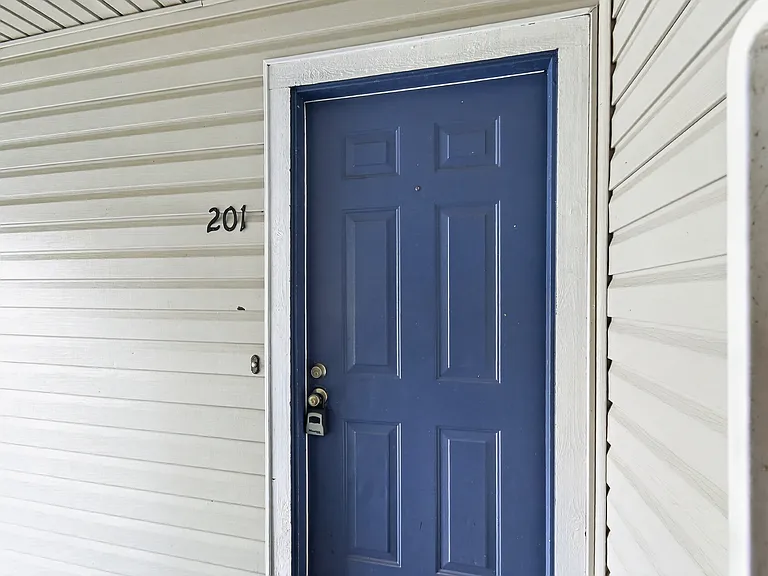 451 Mercury Ave SE #201 — Photo 26