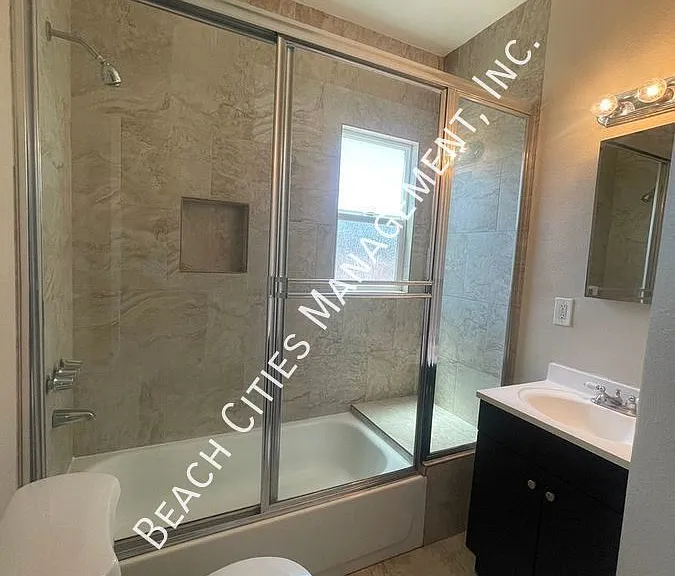 2167 Pine Ave #2171 — Photo 25