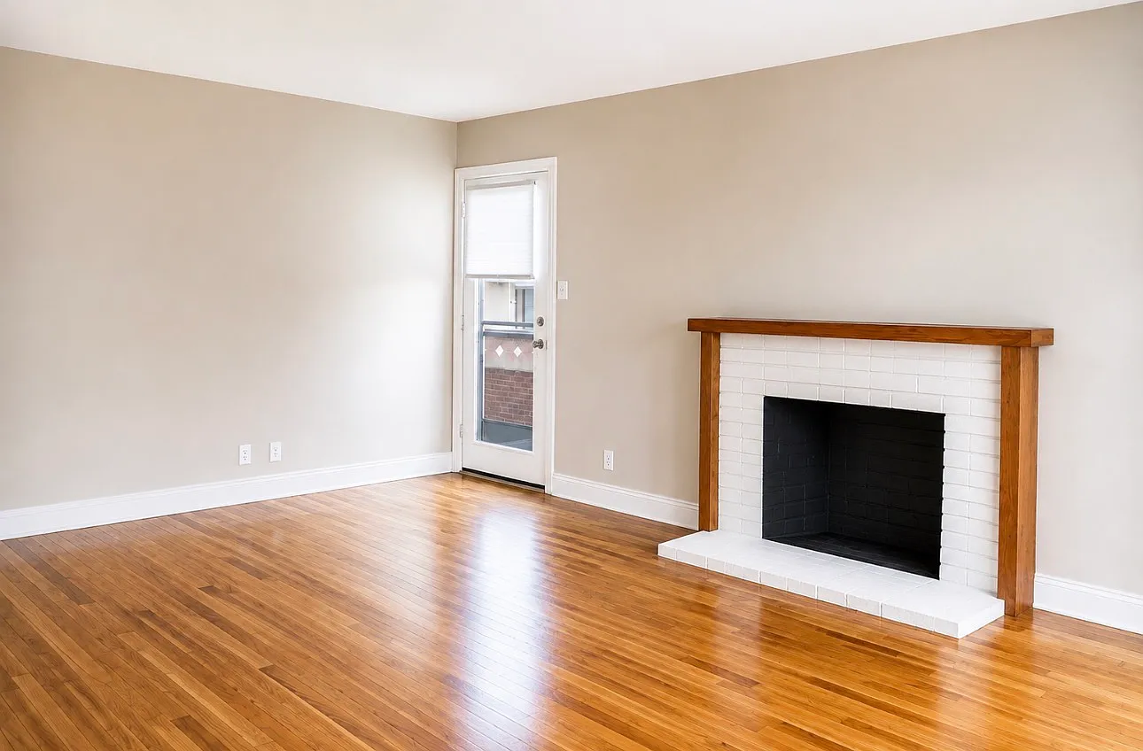 3 bed, 1210 sqft, $2,450 — Photo 3