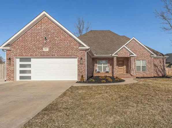 817 Gloucester Close, Jonesboro, AR 72401