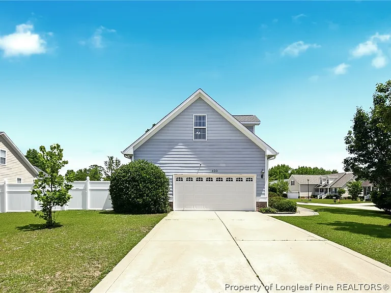 420 Thorncliff Dr — Photo 4