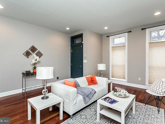 4th image of 2207 Gough St
