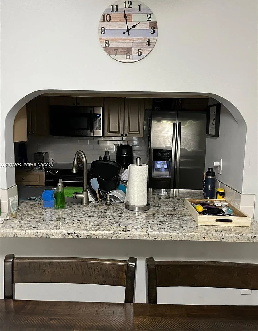 Las Brisas Village Condo — Photo 4