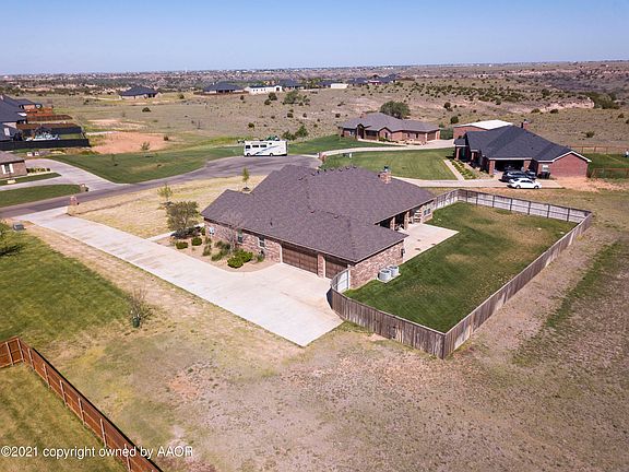3rd image of 19221 Sonoma Dr