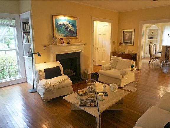 4th image of 1326 Williams Ave