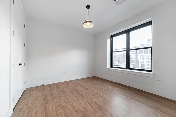 Rented by Joel Scharf, LREB | media 32