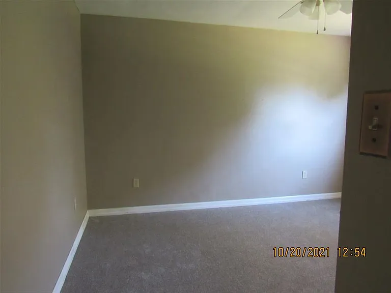 10 Tanbark Dr — Photo 7