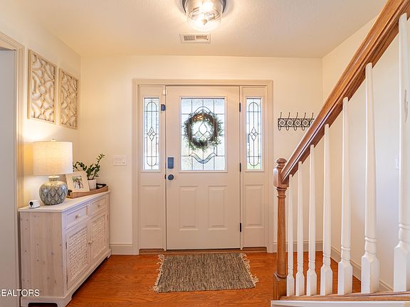 4th image of 1715 Durham Park Ln