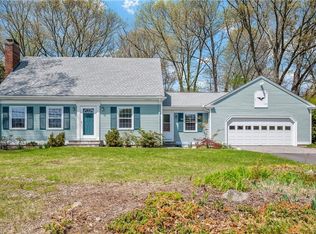 36 Rolling Acres Dr, Cumberland, RI 02864