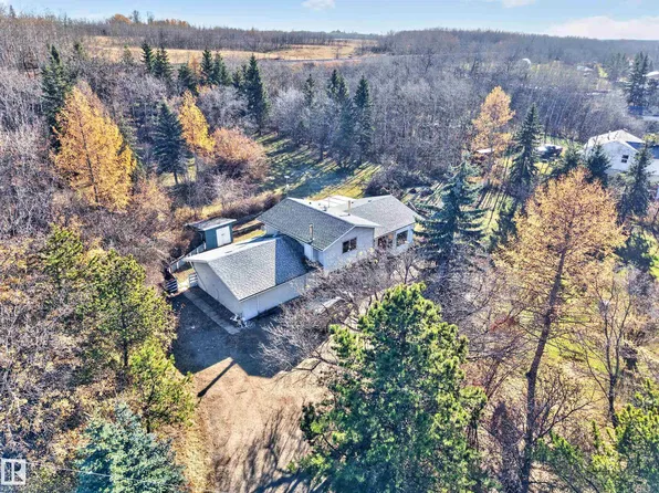 21 Maple Rdg, Sturgeon County, AB T0A 1N4