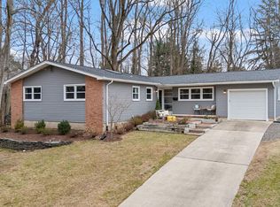 3 Crab Apple Ln, Lawrence Township, NJ 08648