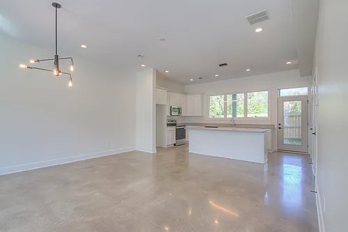 1540 Yarra St Photo 1