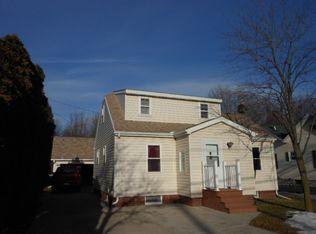 63 N Tuscola Rd, Bay City, MI 48708