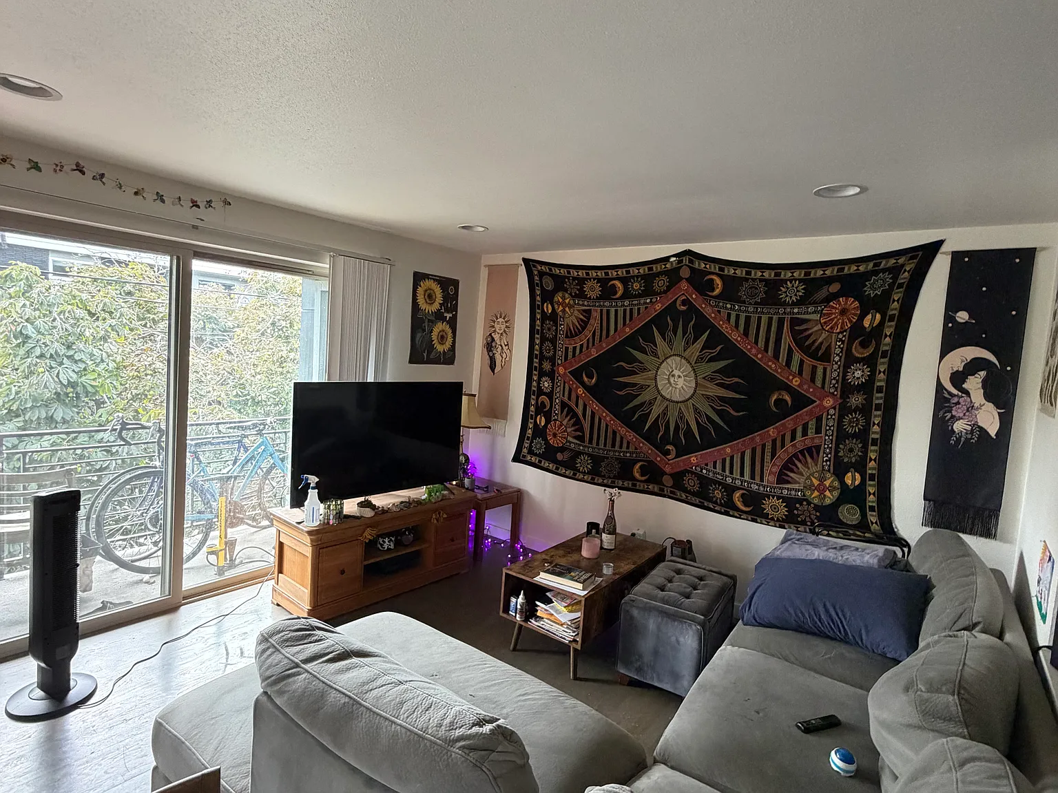 2 bed, 870 sqft, $2,550 — Photo 2
