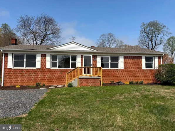 7183 Oak Dr, Reva, VA 22735