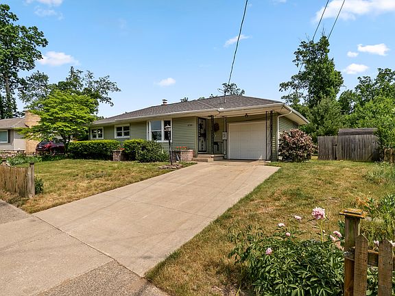 3rd image of 4760 Burgis Ave SE