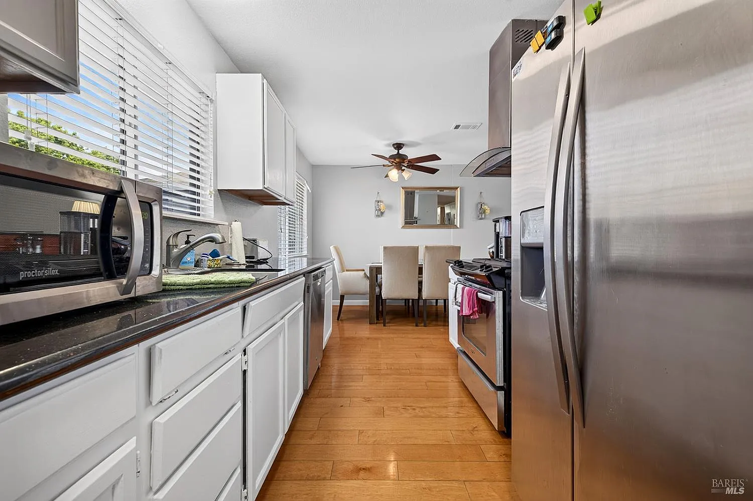 1304 San Jose Way - Photo 3
