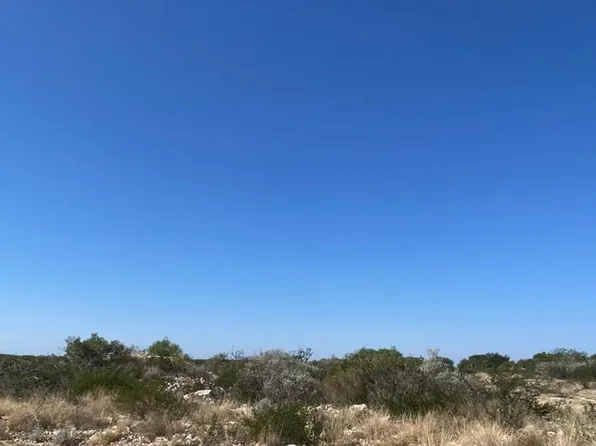 91 PALOMINO HILLS CIR LOT C5, Uvalde, TX 78801