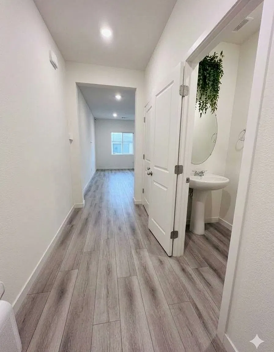 4 bed, 2.5 bath, 1678 sqft, $2,995 — Photo 3