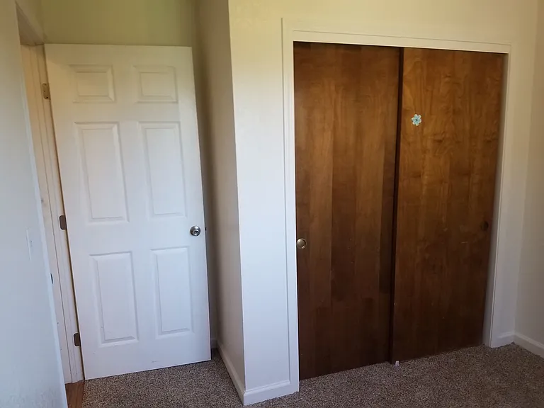 1463 E Millard Way — Photo 15