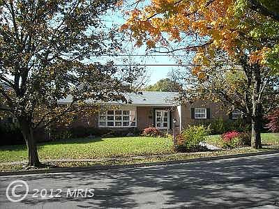 Front facing Lambden Ave.