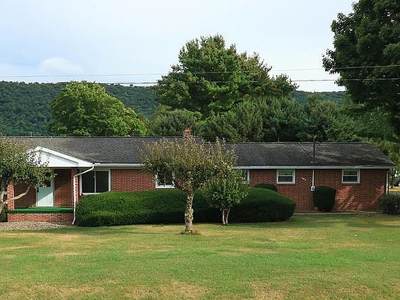 2nd image of 622 Nittany Valley Dr