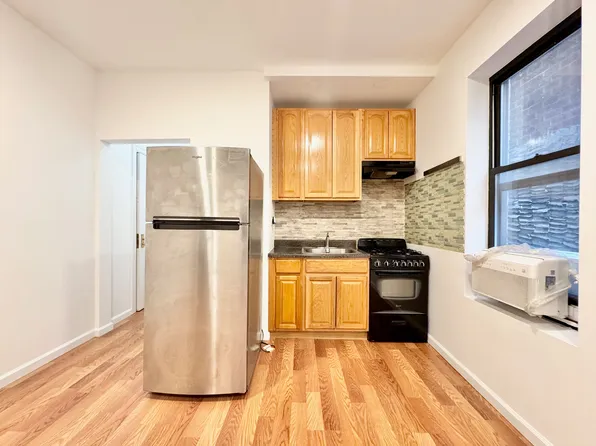 27-16 23rd Street image 3 of 7