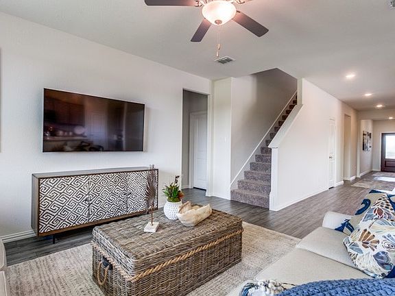 5th image of 4936 Ascot Way