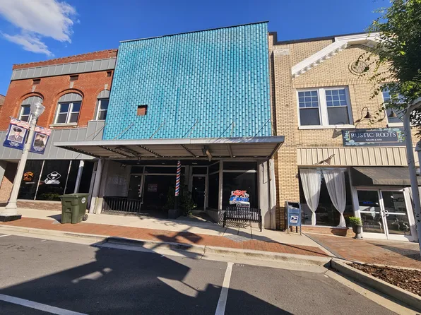 104 E Main St, Cherryville, NC 28021