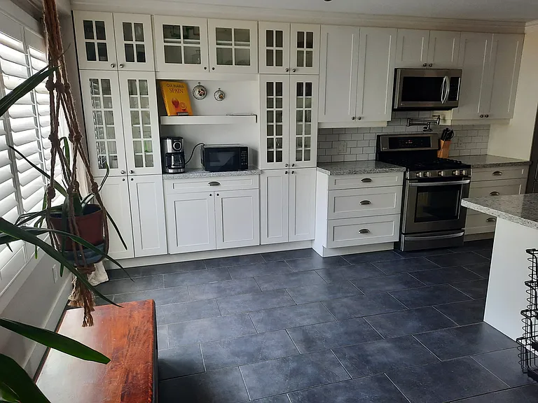 62 Eugenia St — Photo 7