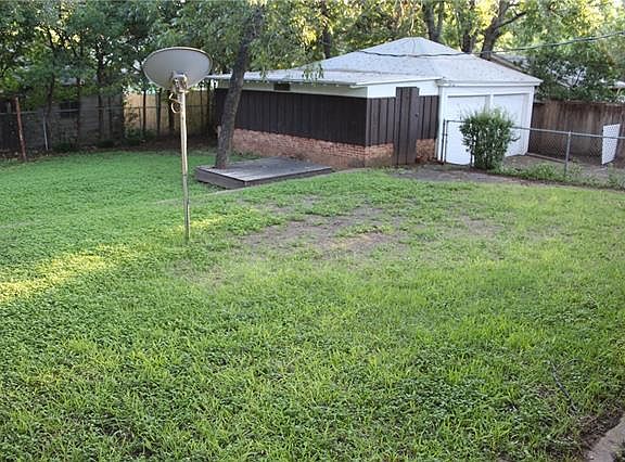 5th image of 6457 Rosemont Ave