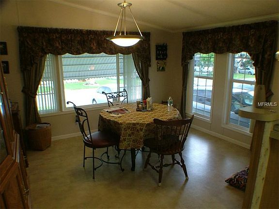 4th image of 501 Leisure Pl