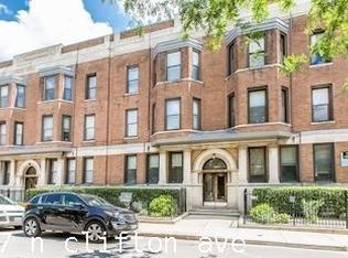 2217 N Clifton Ave #1212, Chicago, IL 60614