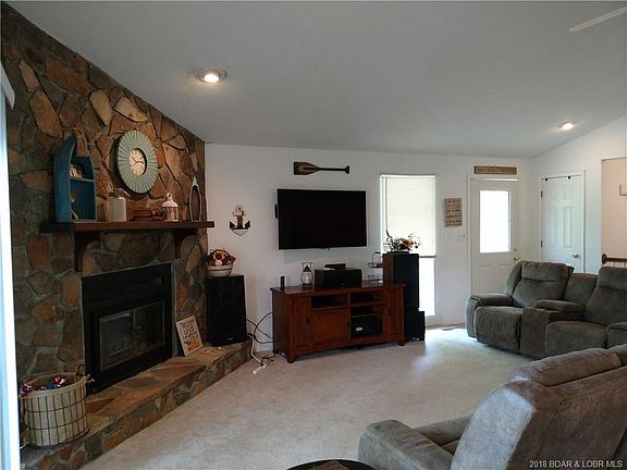 4th image of 1445 Nichols Rd