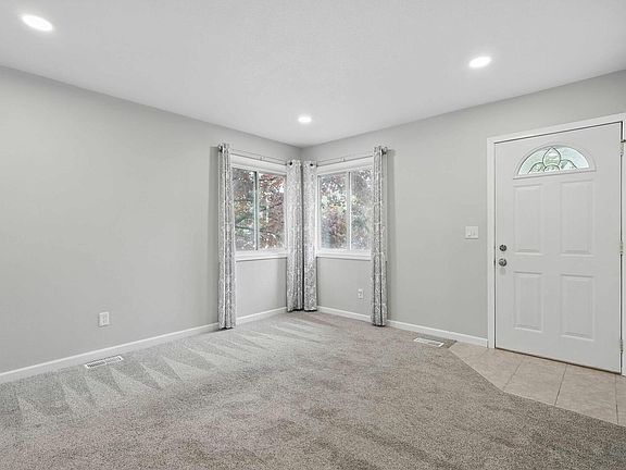 5th image of 2506 W 59th St