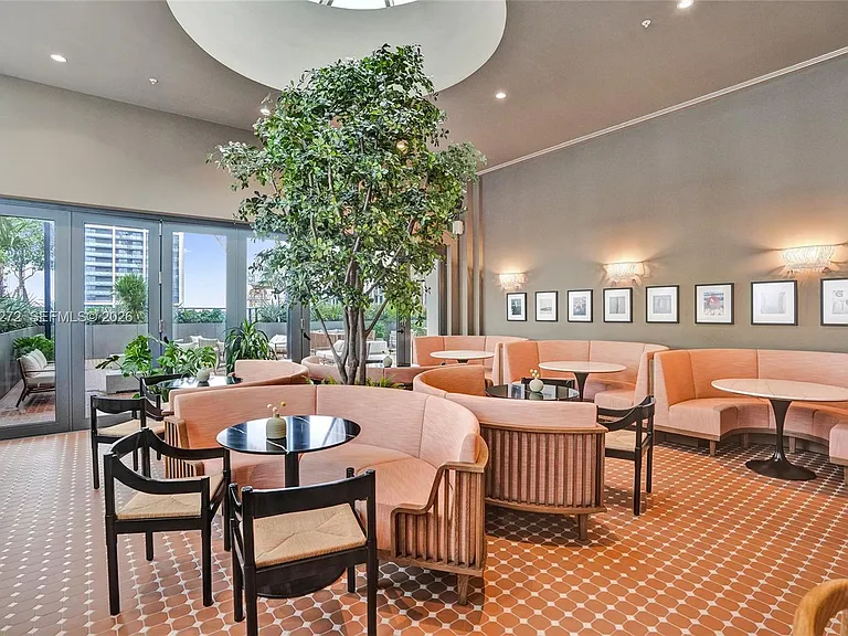 11 NE 6th 1403 Miami #1403 — Photo 43