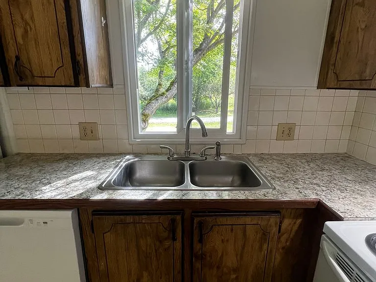 7220 Valley View Rd — Photo 11