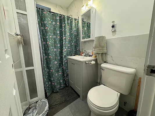Rented by Highline Residential | media 4
