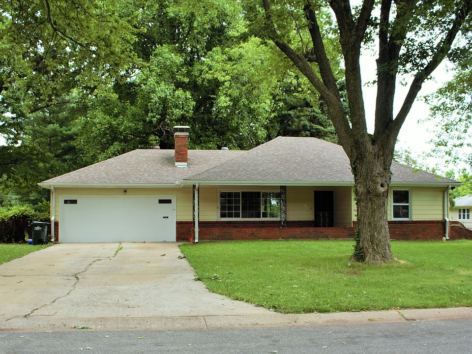 1st image of 5001 S Woodside Ave