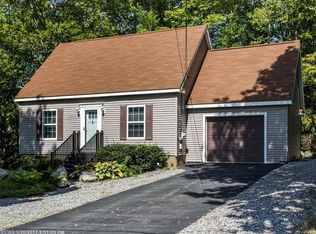 9 Back River Lndg, Boothbay, ME 04537