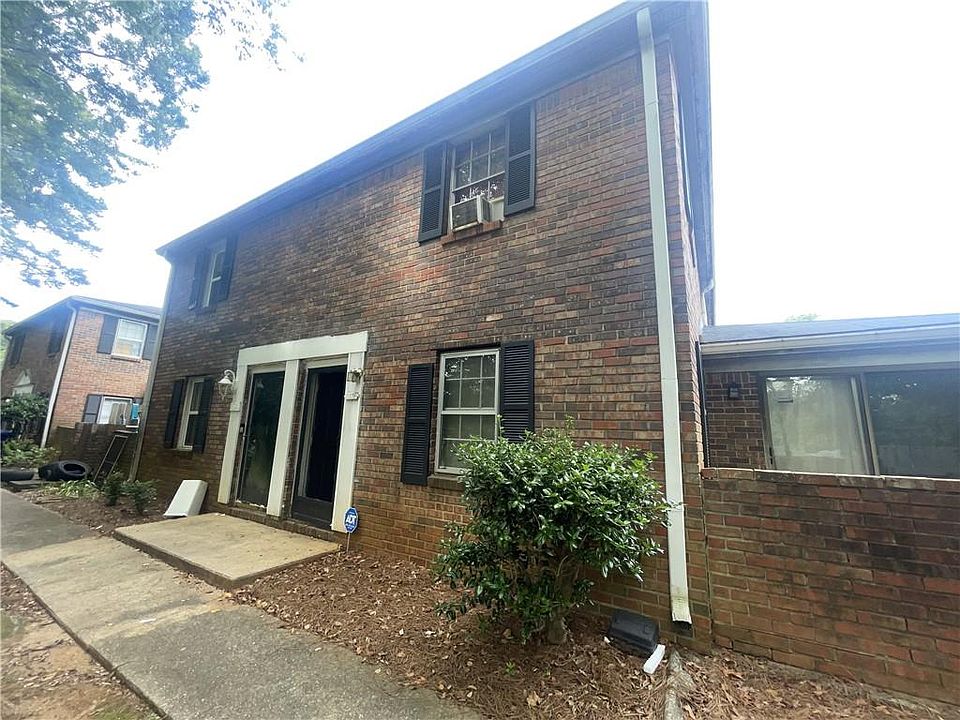 1st image of 152 Plantation Cir #32E