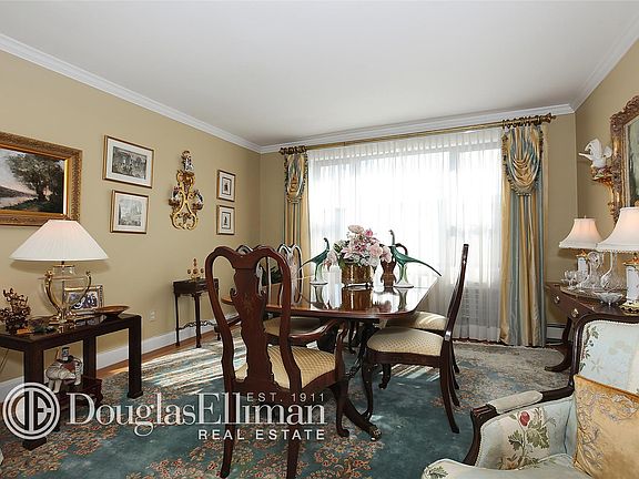 5th image of 101 Jackson Ave APT 4D