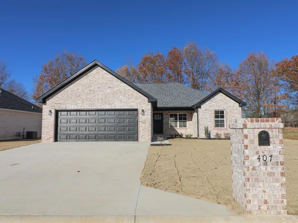 407 Gia St, Bono, AR 72416